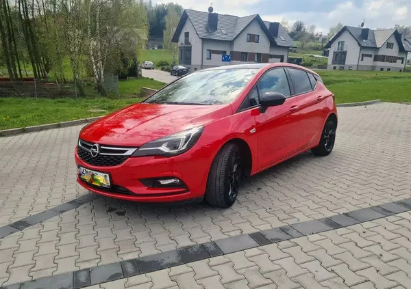 samochody osobowe Opel Astra cena 69900 przebieg: 130000, rok produkcji 2018 z Wieliczka